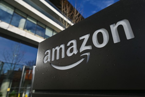 Antara Inovasi dan Hak Kepemilikan: Dilema Etis Pelatihan AI Amazon Menggunakan Konten Berhak Cipta Tanpa Izin di Tinjau dari Lima Dimensi Moral Laudon